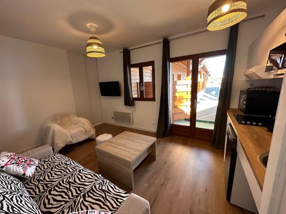 Superbe T2 Au Pied Des Pistes Apartment Guillaumes Exterior photo